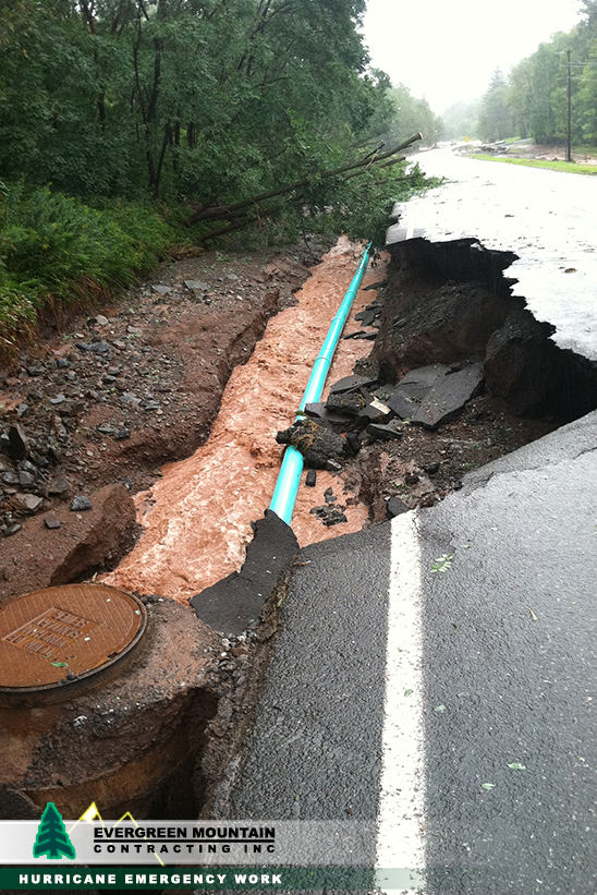 hurricane-emergency-work_-evergreen-mountain-contracting-new_-york_-petosa-long_-manhole